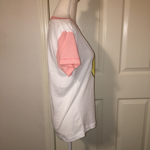 WILDFOX Banana Graphic Top - Picture 8 of 11